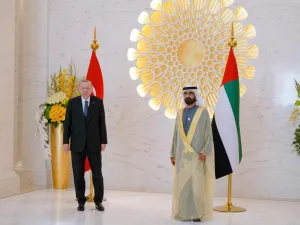 الشيخ محمد بن راشد آل مكتوم، والرئيس التركي، رجب طيب أرودغان.