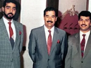 الرئيس العراقي الراحل صدام حسين ونجليه عدي وقصي
