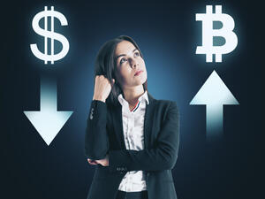 كيف يؤثر رفع أسعار الفائدة على سوق العملات الرقمية؟