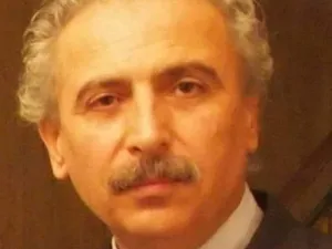 وفاة المعارض السوري لؤي حسين