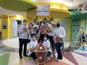Ramses Hilton Celebrating Ramadan With Children Cancer Hospital 57357 