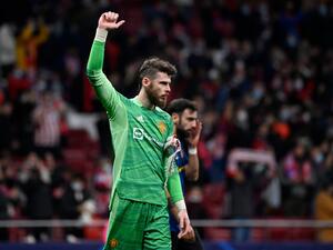 Manchester United's Spanish goalkeeper David de Gea reacts at the end of the UEFA Champions League football match between Atletico de Madrid and Manchester United at the Wanda Metropolitano stadium in Madrid on February 23, 2022. (Photo by OSCAR DEL POZO / AFP) Manchester United's Spanish goalkeeper David de Gea reacts at the end of the UEFA Champions League football match between Atletico de Madrid and Manchester United at the Wanda Metropolitano stadium in Madrid on February 23, 2022. (Photo by OSCAR DEL POZO / AFP)