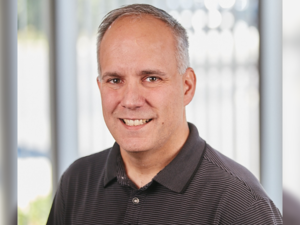 «ريد هات» تعزز منصة "أوبين شيفت" بميزات جديدة لتمكين الاستفادة من قدرات الذكاء الاصطناعي 