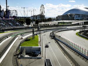 Photograph taken on September 24, 2021l shows drivers as they steer their cars during the second practice session for the Formula One Russian Grand Prix at the Sochi Autodrom circuit in Sochi. (Photo by Alexander NEMENOV / AFP) / NO USE AFTER MARCH 27, 2022 12:52:31 GMT Photograph taken on September 24, 2021l shows drivers as they steer their cars during the second practice session for the Formula One Russian Grand Prix at the Sochi Autodrom circuit in Sochi. (Photo by Alexander NEMENOV / AFP) / NO USE AFTER MARCH 27, 2022 12:52:31 GMT