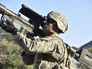 الولايات المتحدة تزود أوكرانيا بصواريخ مضادة للطائرات والدبابات