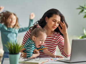 stay at home mothers pay