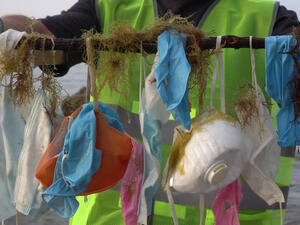 face masks are poisoning the planet