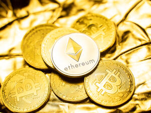 أسعار العملات الرقمية: البيتكوين مستقر على 39 ألف دولار