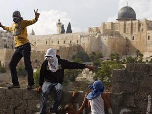 مواجهات في المسجد الأقصى بين مصلين وقوات الاحتلال الإسرائيلي