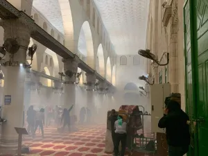 اعتداءات قوات الاحتلال على المسجد الاقصى المبارك