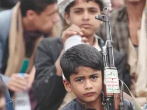 الحوثيون يوافقون على وقف تجنيد الأطفال