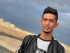   استشهاد أحمد إبراهيم عويدات ٢٠ عاماً،