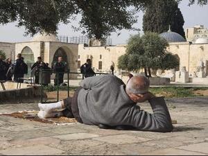 قوات الاحتلال تجدد اعتداءاتها على المسجد الاقصى