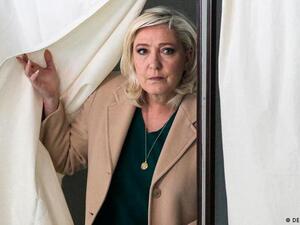 الحجاب بيد البرلمان الفرنسي