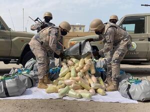 وتتهم السعودية ودول خليجية ايران وحزب الله بمحاولة اغراق المنطقة بالمخدرات