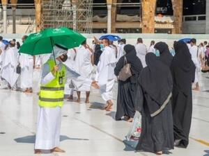 Women perform Umrah 