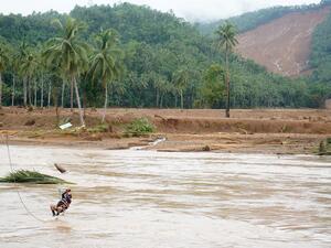 Floods kill 59 in Philippines  