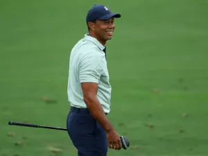 Tiger Woods of the United States warming up on the range during a practice round prior to the Masters at Augusta National Golf Club in Augusta. Before Tiger Woods returned to golf at the Augusta Masters, 13 months after a serious car accident, other top sportsmen came close to the worst, before returning to competition and even winning. (Photo by Andrew Redington / GETTY IMAGES NORTH AMERICA / AFP)