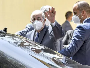 النظام الجزائري يبحث عن عدوّ