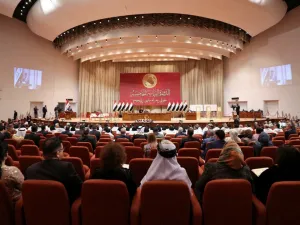 العراق.. المبادرات تتعدد والحلول غائبة