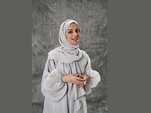 الكاتبة والإعلامية الإماراتية صفية الشحي. "حديث المكتبات" يستحضر الإمارات في ذاكرة أبنائها