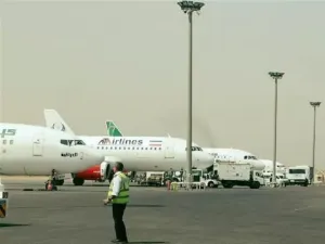 طفل يعطل حركة مطار النجف
