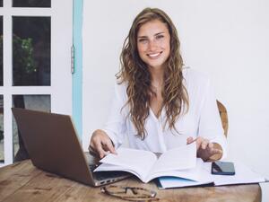 حظك اليوم الأربعاء 18 أيار/ مايو 2022‎‎ على الصعيد المهني والعاطفي والصحي