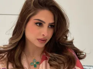 استوحي إطلالتك في فصل الصيف من ستايل الفاشينيستا الكويتية فوز الفهد