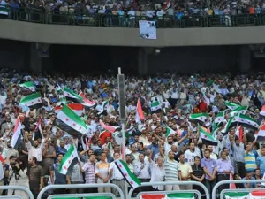 وكان الرئيس المصري الراحل محمد مرسي قد ايد ودعم الثورة السورية ضد النظام 