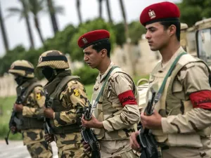  أحد العناصر الإرهابية كان بصدد تنفيذ عملية انتحارية