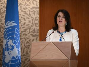 Swedish foreign minister signs application for NATO bid