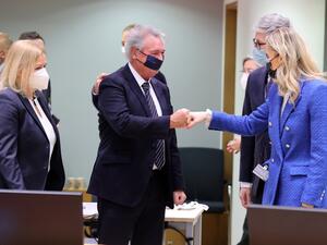 EU foreign ministers set to meet on Monday