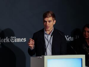 Experts Dive Into the Metaverse at Qatardebate Event With New York Times in Davos