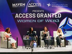 عارضة الأزياء ورائدة الأعمال "تايرا بانكس" تطلق علامتها التجارية للمثلجات SMiZE Cream في العاصمة الإماراتية في وقت لاحق من هذا العام 