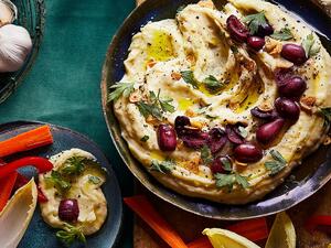 طبق سكورداليا من المطبخ اليوناني