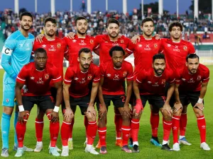Al-Ahly's starting eleven pose for a group photo ahead of the CAF Champions League Semi-Final between Algeria's ES Setif and Egypt's al-Ahly at the 5 July stadium in the Algiers suburb of Ben Aknoun on May 14, 2022. (Photo by AFP)