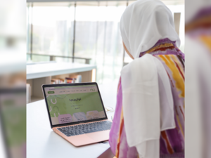 Arabic Website Offering Scientific Information Is Nominated for Akhlaquna Award