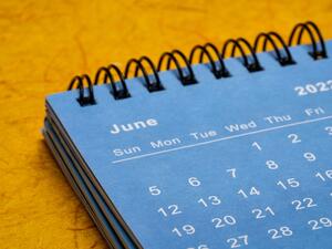 توقعات الأبراج لشهر حزيران/يونيو 2022