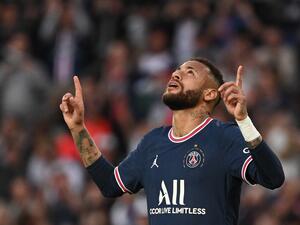 Paris Saint-Germain's Brazilian forward Neymar celebrates after scoring a penalty during the French L1 football match between Paris-Saint Germain (PSG) and ES Troyes AC at The Parc des Princes Stadium in Paris on May 8, 2022. (Photo by Anne-Christine POUJOULAT / AFP) Paris Saint-Germain's Brazilian forward Neymar celebrates after scoring a penalty during the French L1 football match between Paris-Saint Germain (PSG) and ES Troyes AC at The Parc des Princes Stadium in Paris on May 8, 2022. (Photo by Anne-Christine POUJOULAT / AFP)
