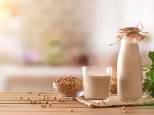 حليب الصويا..القيمة الغذائية والفوائد