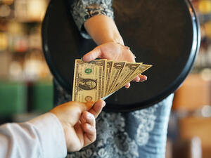 Rhode Island waitress surprised with $810 tip on $48.17 bill