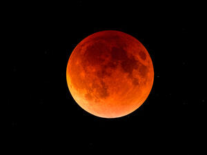 blood moon