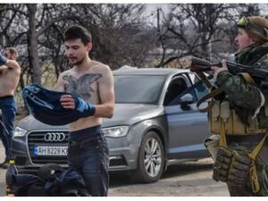 و قال الرئيس الأوكراني فولوديمير زيلينسكي إن "أكثر من 2500 مدافع عن ماريوبول في الأسر الروسي".