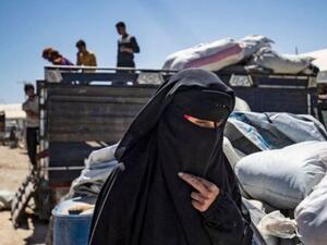 كان مخيم “الركبان” قد شهد حصاراً خانقاً دام لنحو شهر من قبل قوات الحكومة والقوات الإيرانية