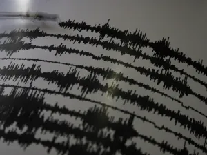 هزة أرضية بقوة 5.2 درجة تضرب جنوب المكسيك