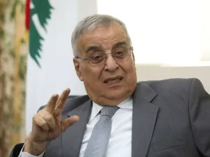 وزير الخارجية اللبناني عبد الله بو حبيب
