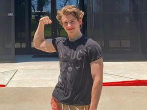 تايلر ساندرز