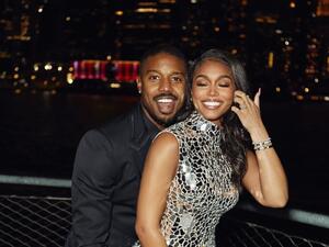 مايكل جوردان و لوري هارفي