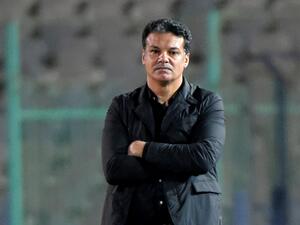 Ehab Galal looks on during the Egyptian Premier League football match between Al-Ahly and Zamalek at the Cairo Stadium in the Egyptian capital. Ehab Galal was sacked as coach of the Egyptian national football team on June 16, 2022, two months after he took over from Carlos Queiroz. (Photo by KHALED DESOUKI / AFP)  Ehab Galal looks on during the Egyptian Premier League football match between Al-Ahly and Zamalek at the Cairo Stadium in the Egyptian capital. Ehab Galal was sacked as coach of the Egyptian national football team on June 16, 2022, two months after he took over from Carlos Queiroz. (Photo by KHALED DESOUKI / AFP)