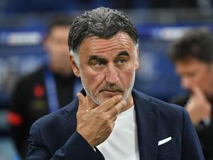 Nice's French coach Christophe Galtier reacts at the end of the French Cup final football match between OGC Nice and FC Nantes at the Stade de France, in Saint-Denis, on the outskirts of Paris, on May 7, 2022. (Photo by BERTRAND GUAY / AFP) Nice's French coach Christophe Galtier reacts at the end of the French Cup final football match between OGC Nice and FC Nantes at the Stade de France, in Saint-Denis, on the outskirts of Paris, on May 7, 2022. (Photo by BERTRAND GUAY / AFP)